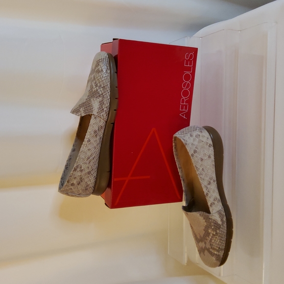 Aerosoles Loafers - Picture 3 of 9